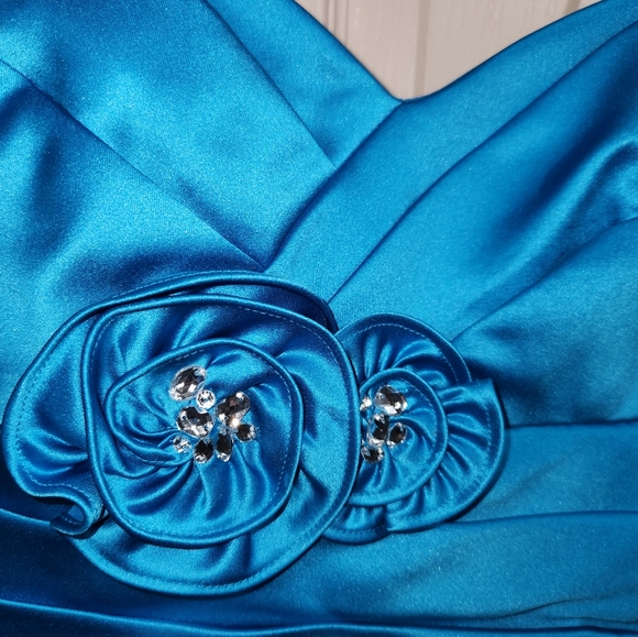 Belsoie evening gown / prom dress - 6 - bright blue/teal - Picture 2 of 8